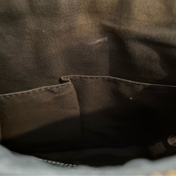 Fossil Crossbody Abstract Triangle Geometric Purse Key Charm Black Faux Leather - Picture 10 of 11